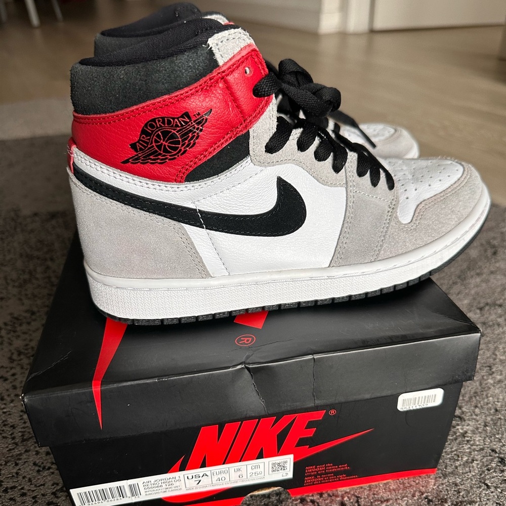 Make a deal. Air Jordan 1 Retro High OG
